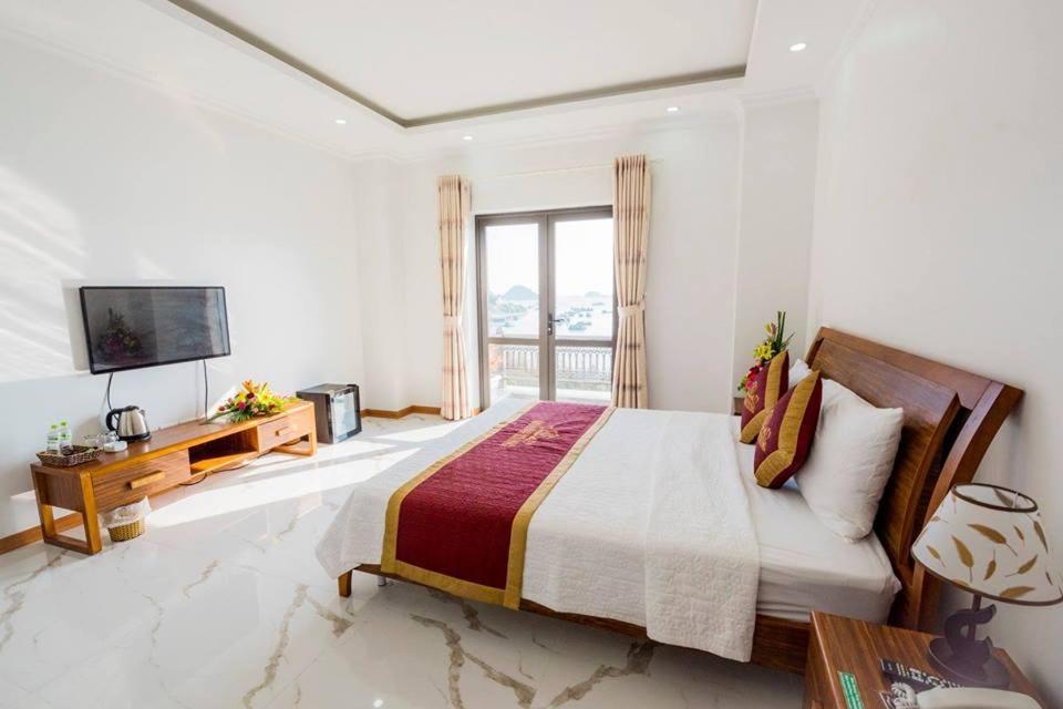 Quang Tung Hotel Dong Khe Sau Экстерьер фото