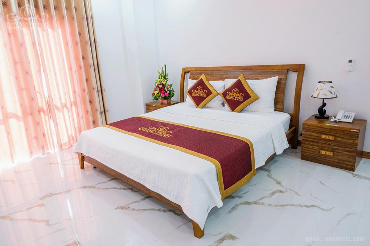 Quang Tung Hotel Dong Khe Sau Экстерьер фото